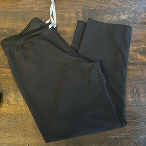 FIGS Livingston scrub pants